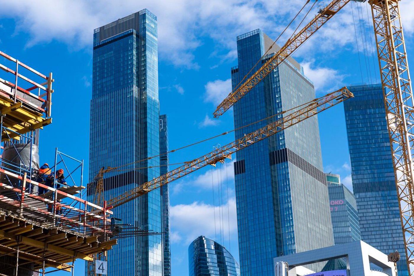 Министр строительства и ЖКХ РФ Ирек Файзуллин провел совещание по актуальным вопросам развития и предварительным итогам строительной отрасли